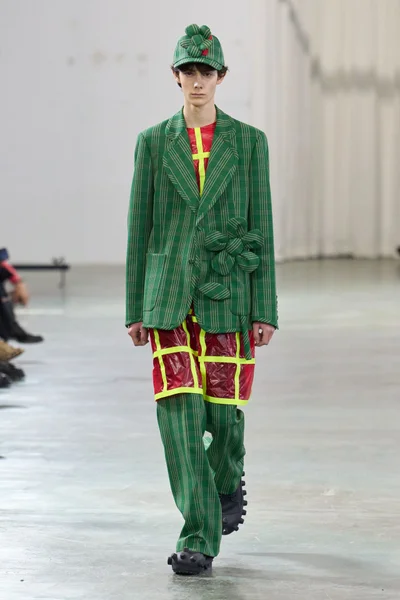 Look 52